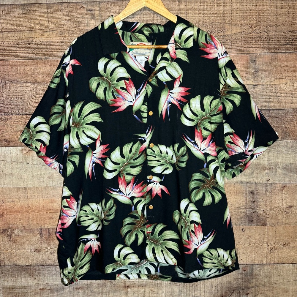 Paradise Found Men’s Hawaiian Tropical Floral Black Shirt size XL Vintage